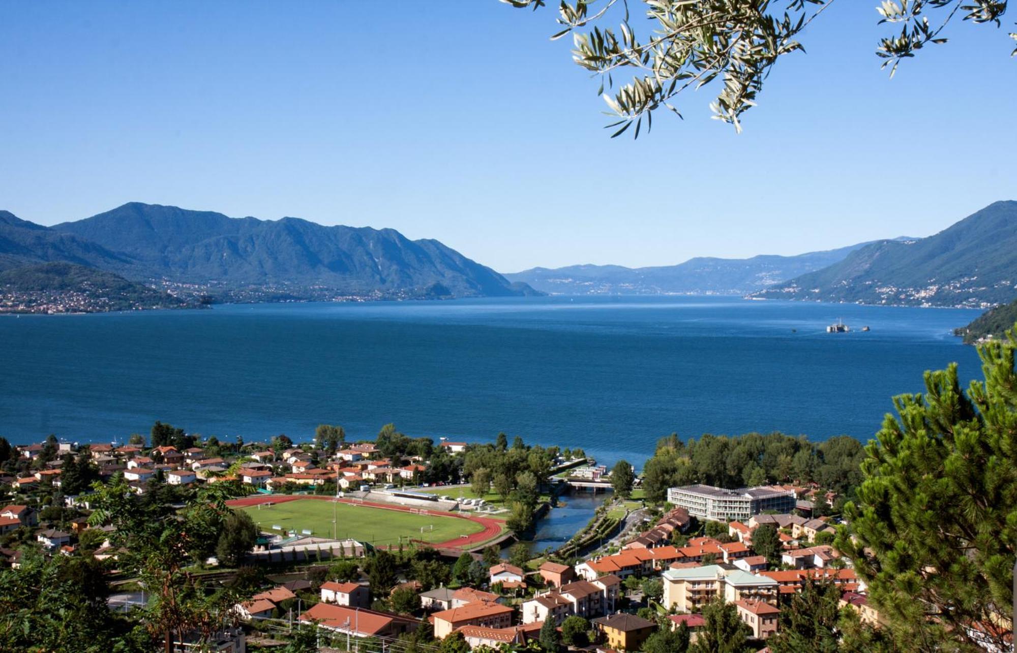 Casa Del Borgo "Aria & Acqua" Sul Lago Maggiore Maccagno Exterior foto